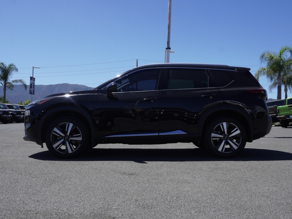 2023 Nissan Rogue SL photo 7
