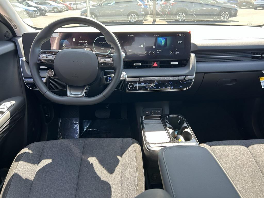 2025 Hyundai Ioniq 5 SE photo 22