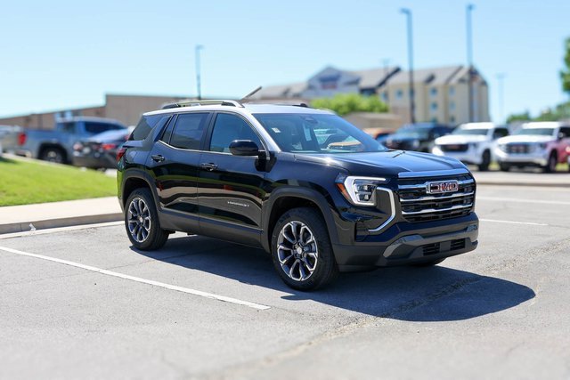 2026 GMC Terrain Elevation's photo