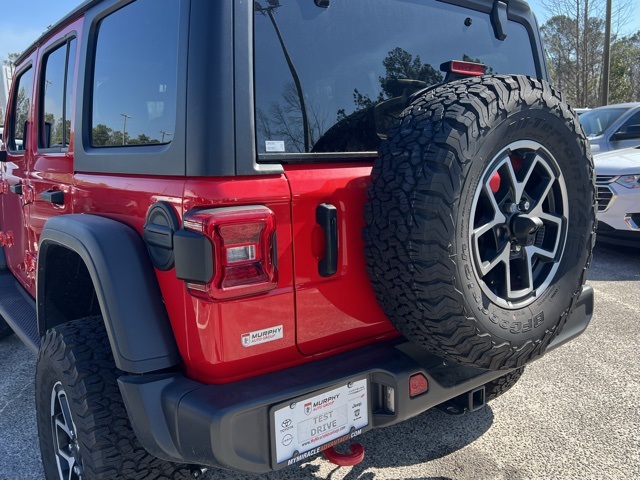 2024 Jeep Wrangler Rubicon photo 9