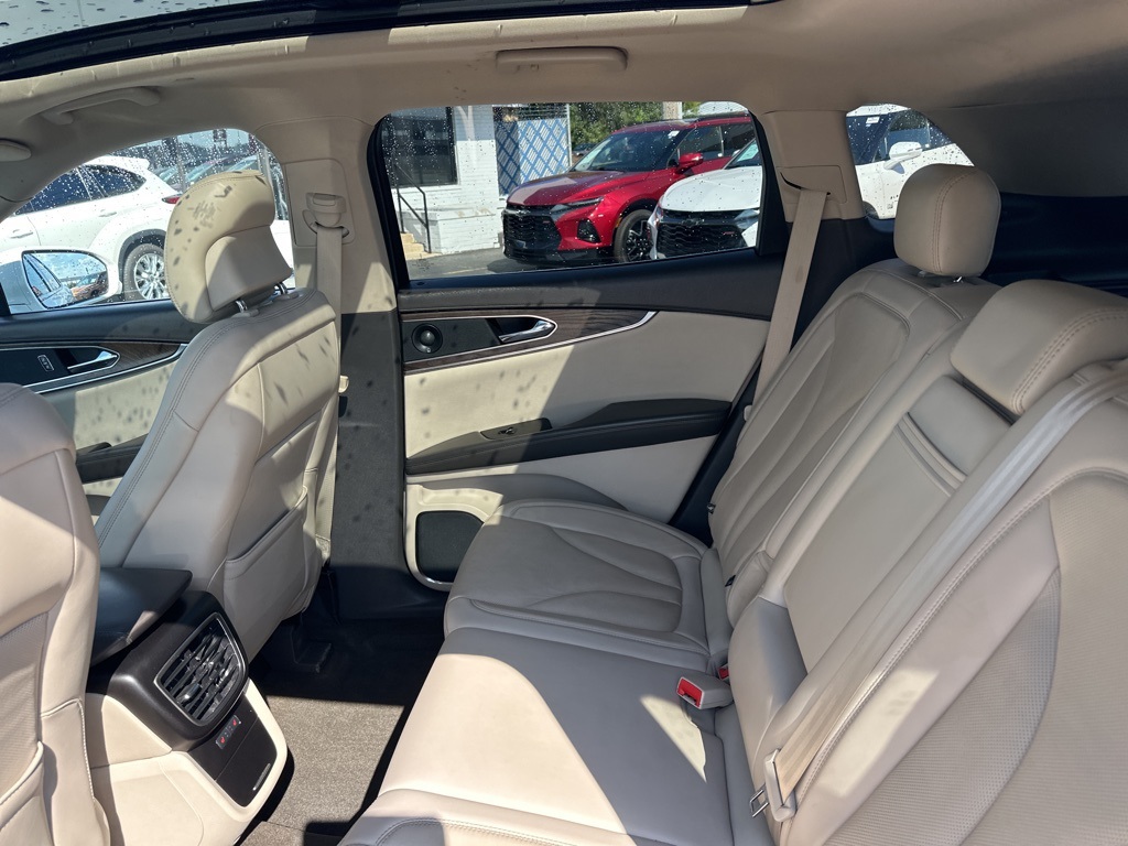 2019 Lincoln Nautilus Reserve photo 30