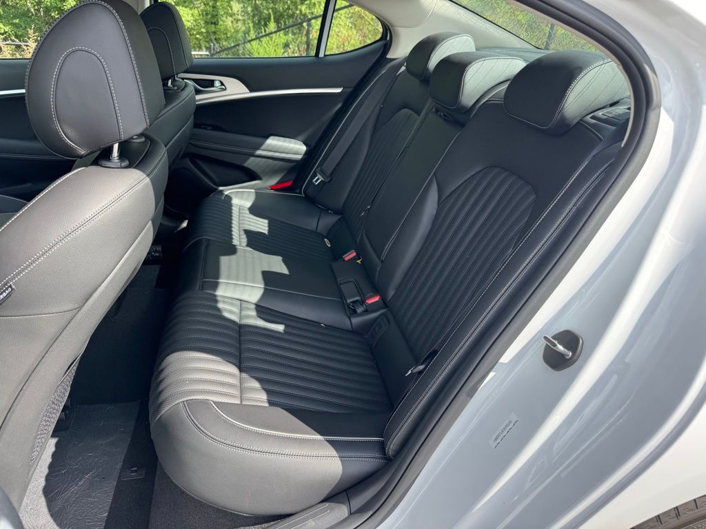 2026 Genesis G70 2.5T Prestige photo 19