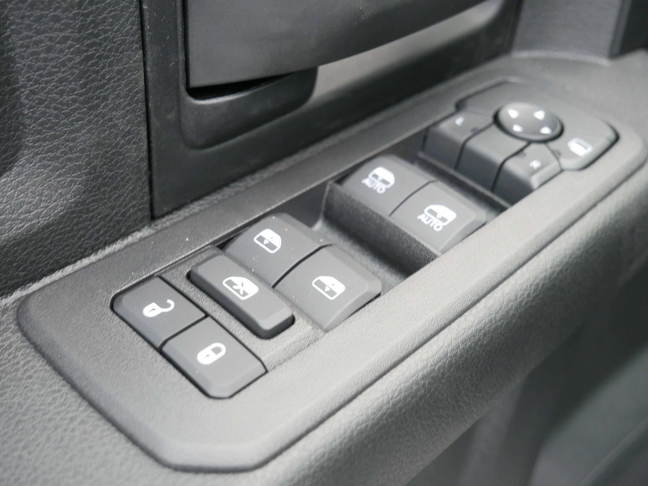 2026 Ram 2500 Tradesman photo 7