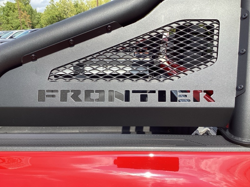 2024 Nissan Frontier PRO-4X Crew Cab photo 7