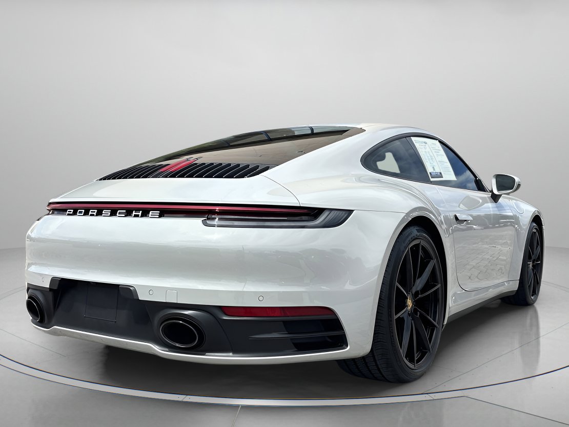 2022 Porsche 911 4 photo 3