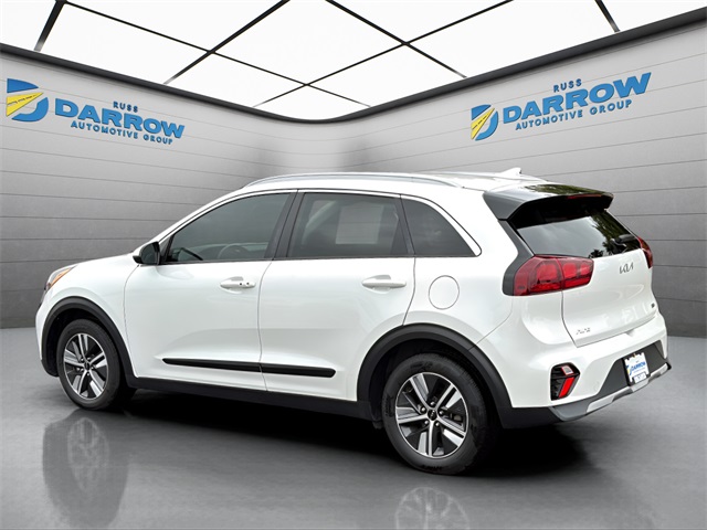 2022 Kia Niro LXS photo 2