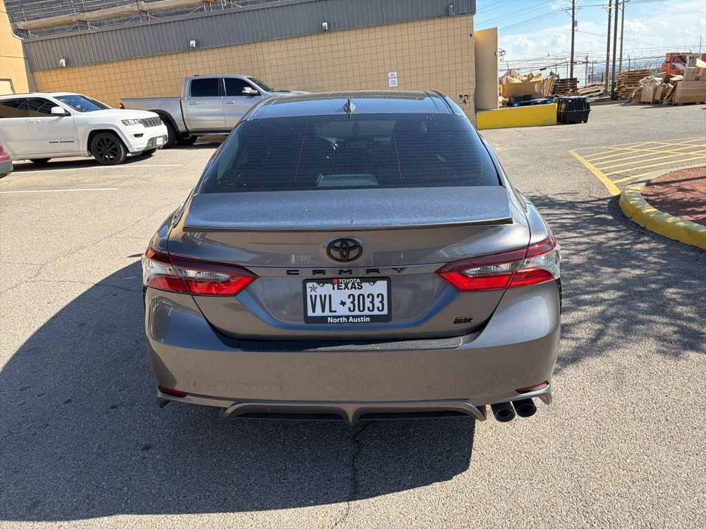 2024 Toyota Camry SE photo 5