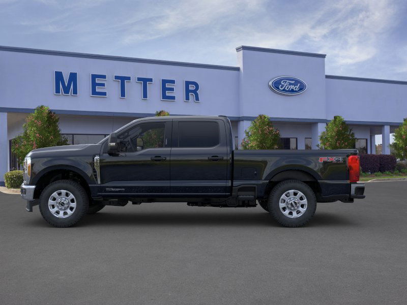 2025 Ford F-250 XLT photo 3