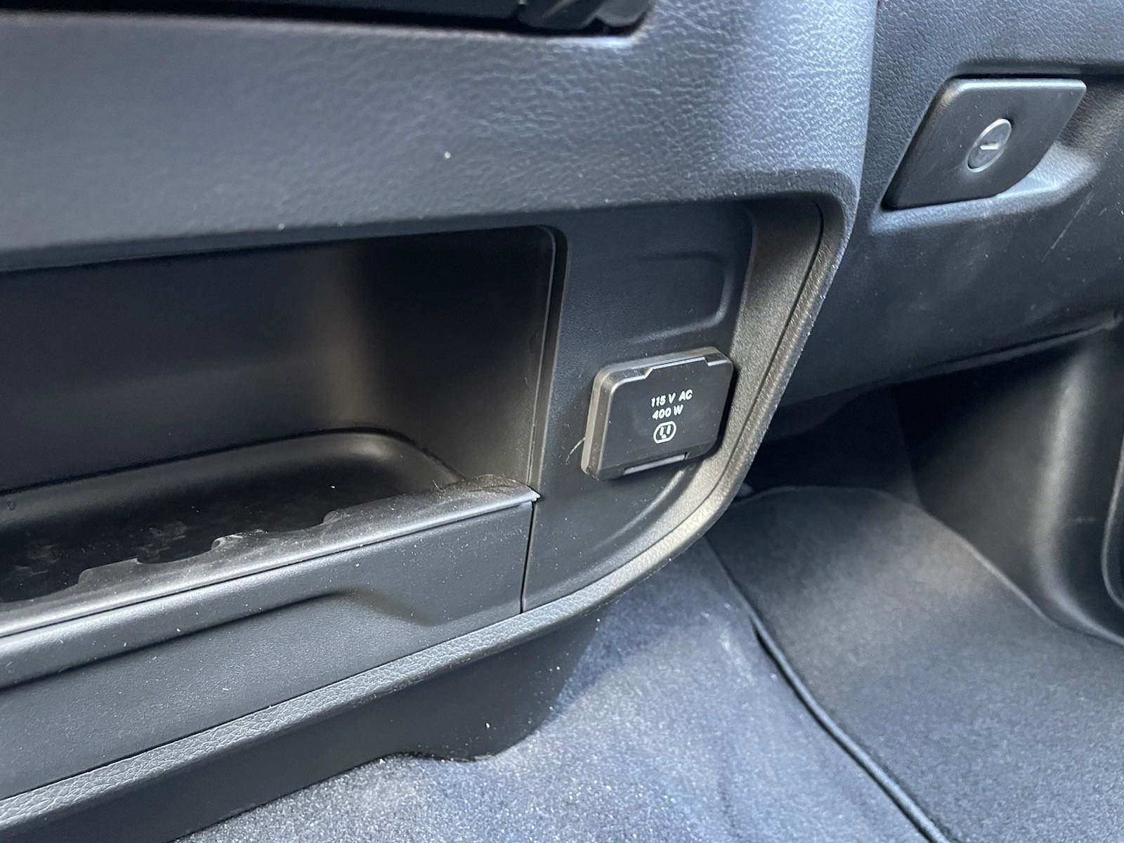 New 2024 Bright White Clearcoat Ram SLT image 36