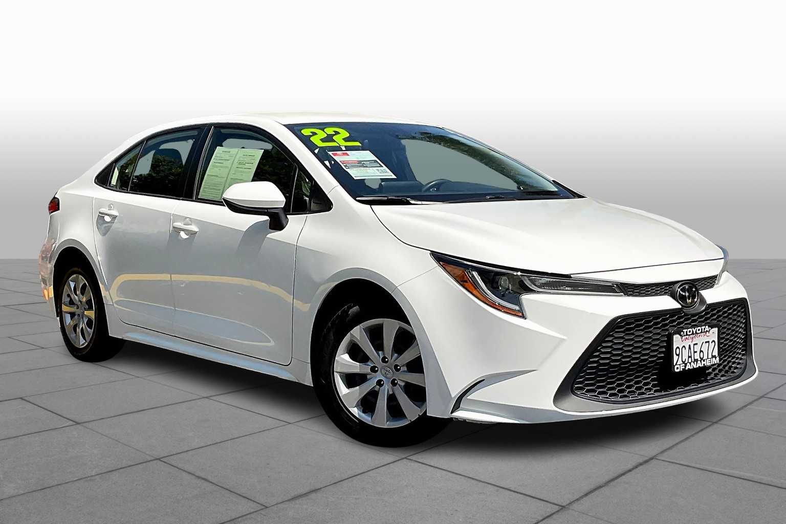 Used 2022 Toyota Corolla LE with VIN JTDEPMAE7N3023736 for sale in Northfield, Minnesota