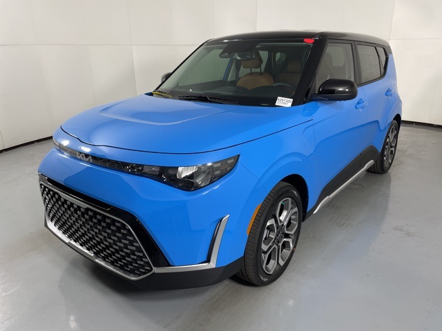 2025 Kia Soul EX photo 3