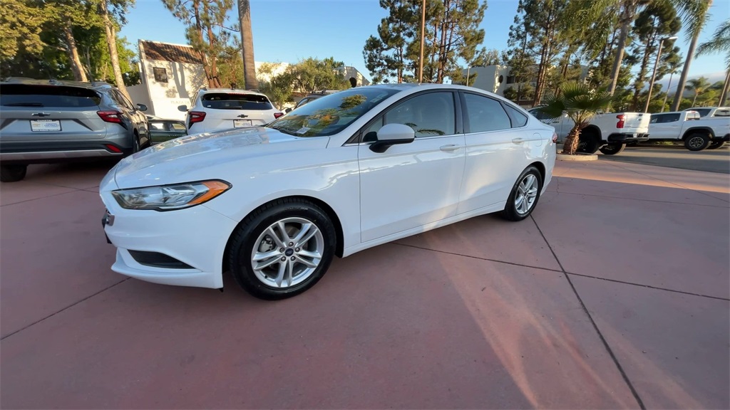 2018 Ford Fusion SE photo 4