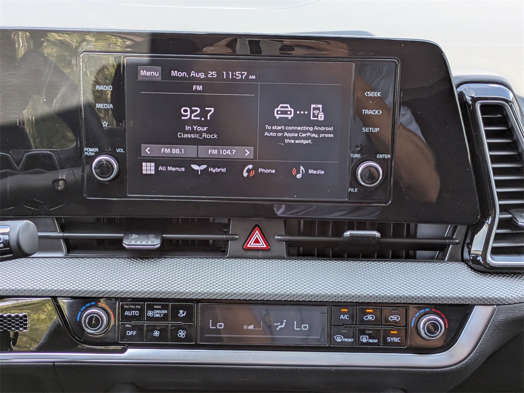 2025 Kia Sportage Hybrid LX photo 13
