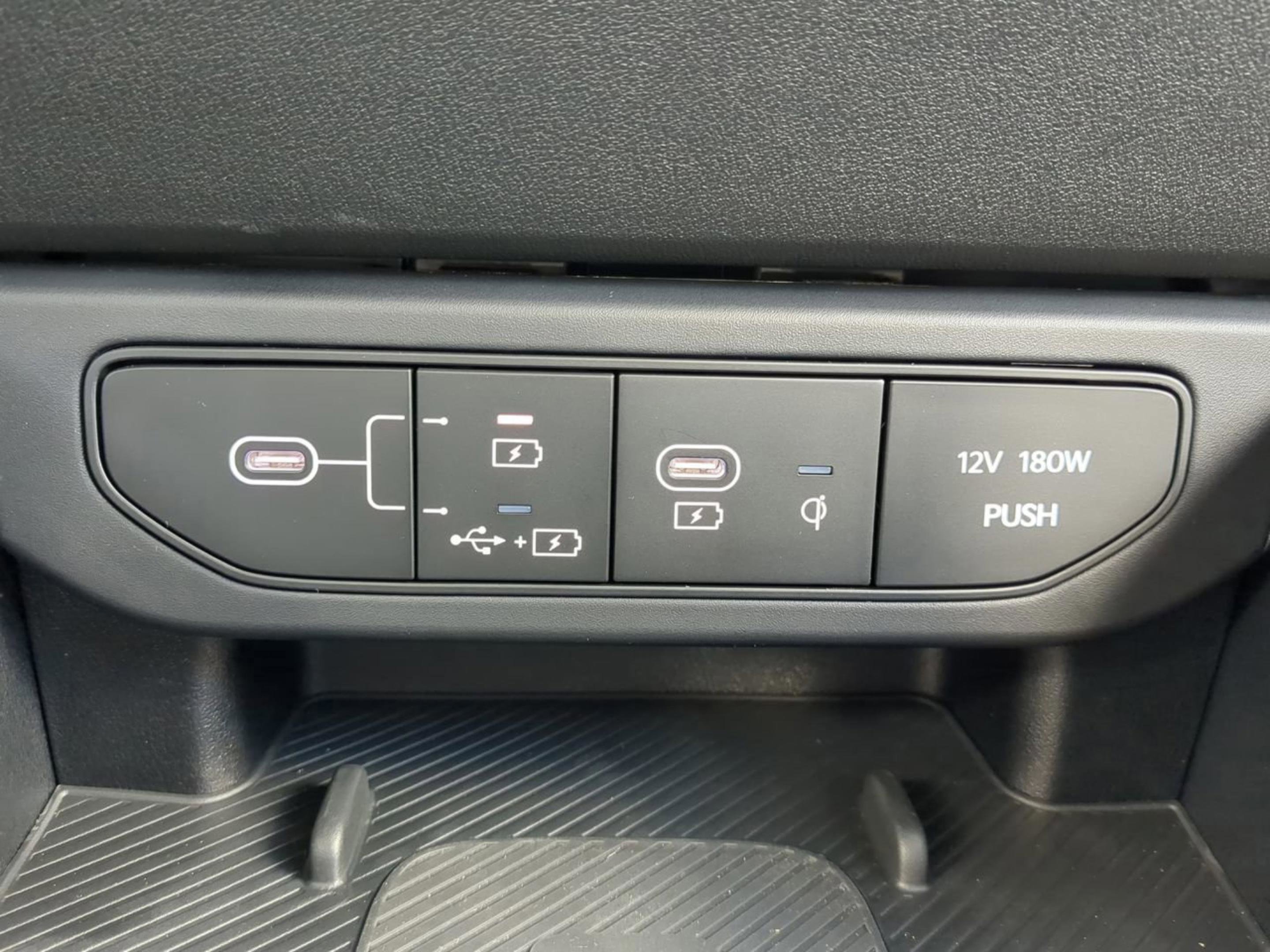 2025 Kia K4 EX photo 21