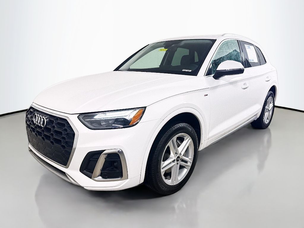 2022 Audi Q5 S line Premium photo 3