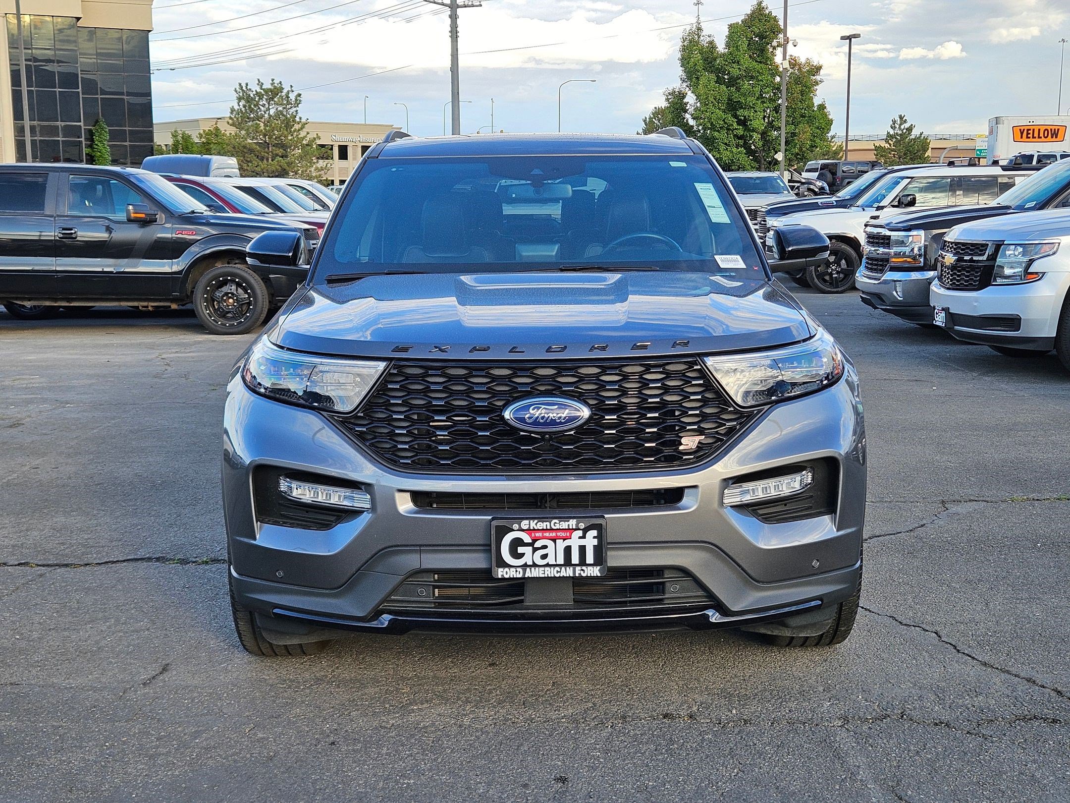 2023 Ford Explorer ST photo 6