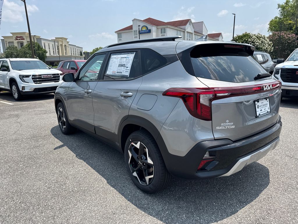 2025 Kia Seltos S photo 4
