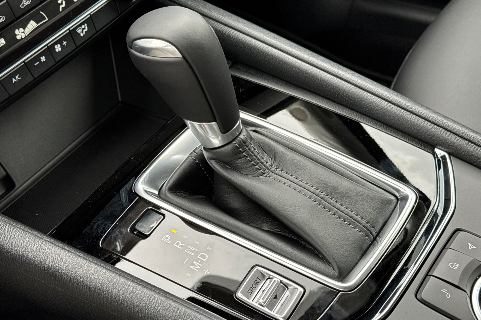 2025 Mazda CX-5 2.5 Select photo 19