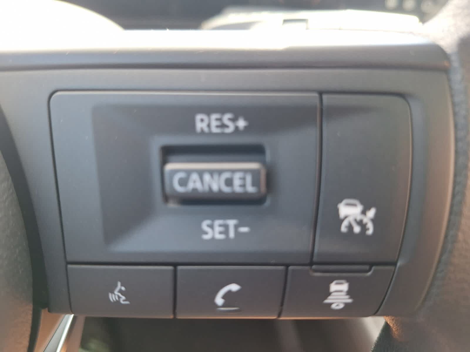 2026 Nissan Kicks SV photo 14