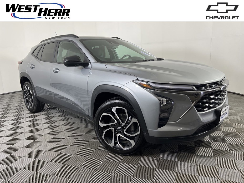 2024 Chevrolet Trax RS's photo