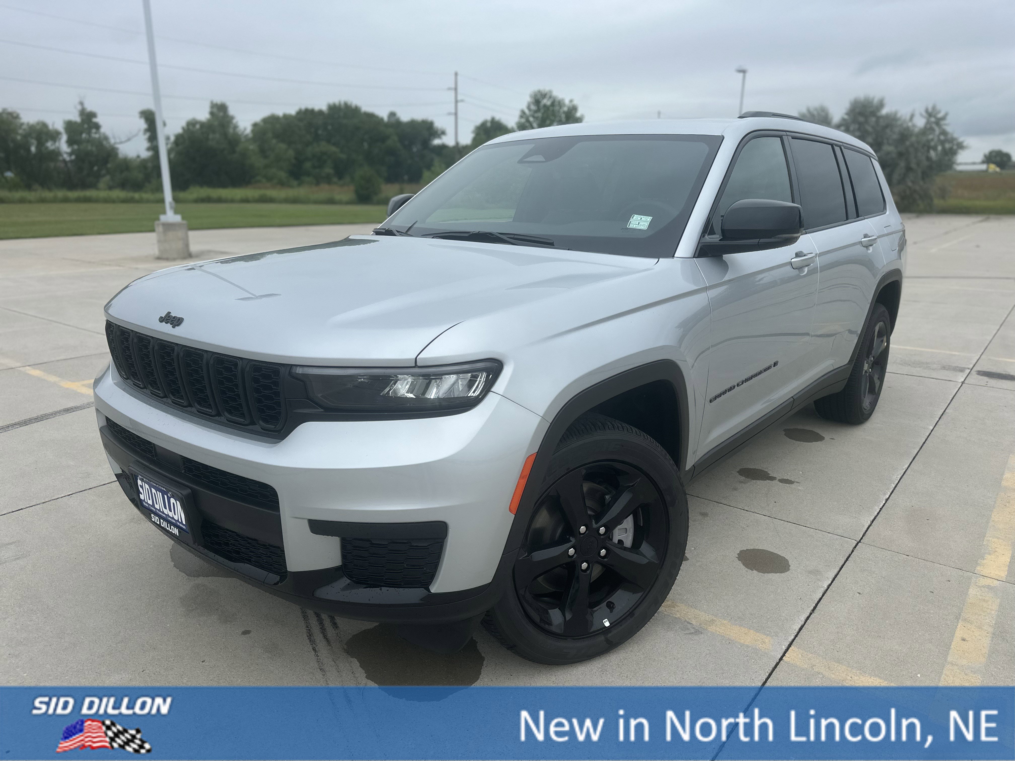 2025 Jeep Grand Cherokee L Altitude's photo