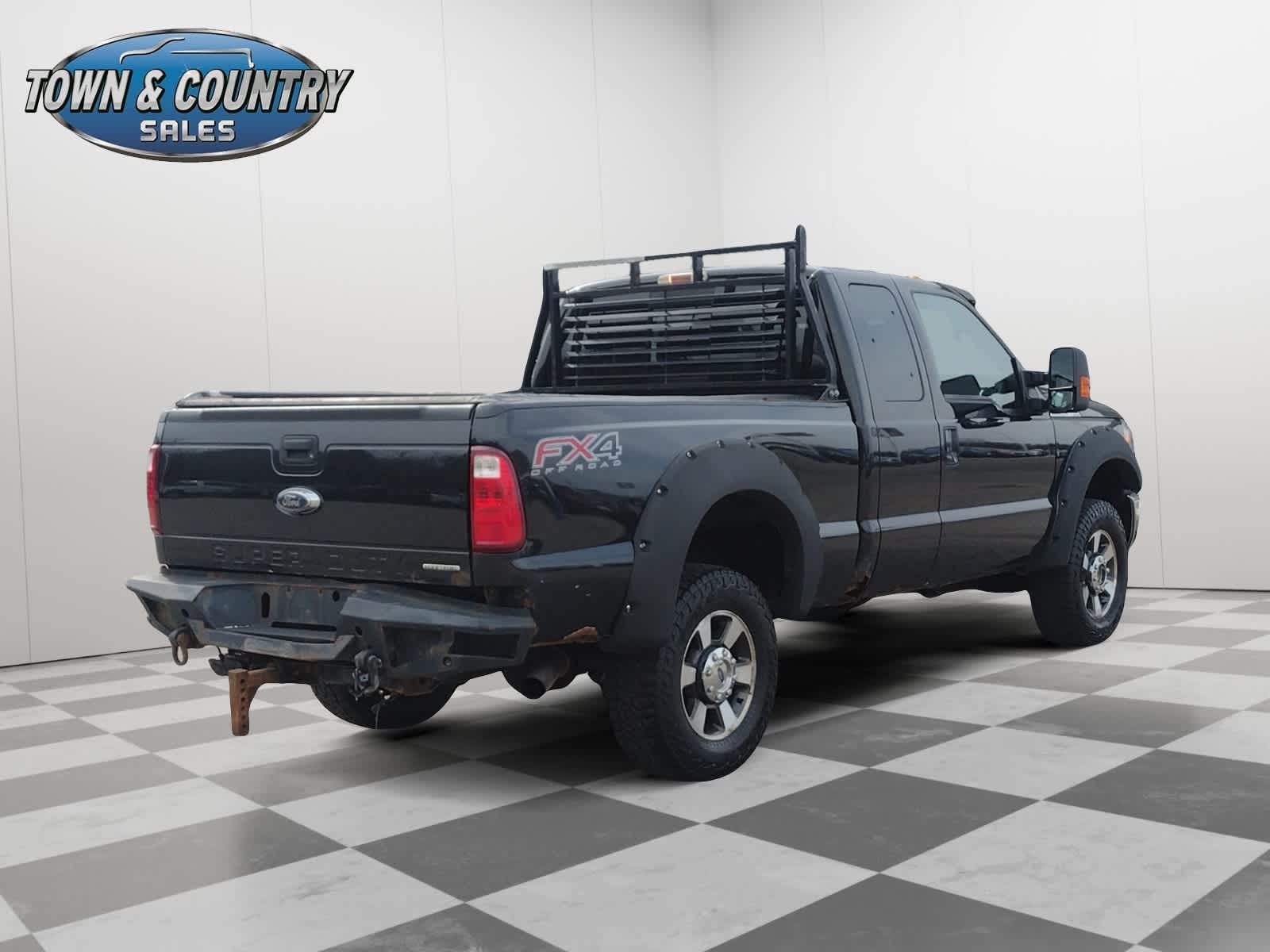 2014 Ford F-250 Lariat photo 3