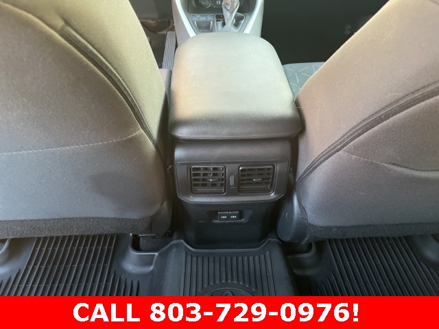 2024 Toyota RAV4 XLE photo 10