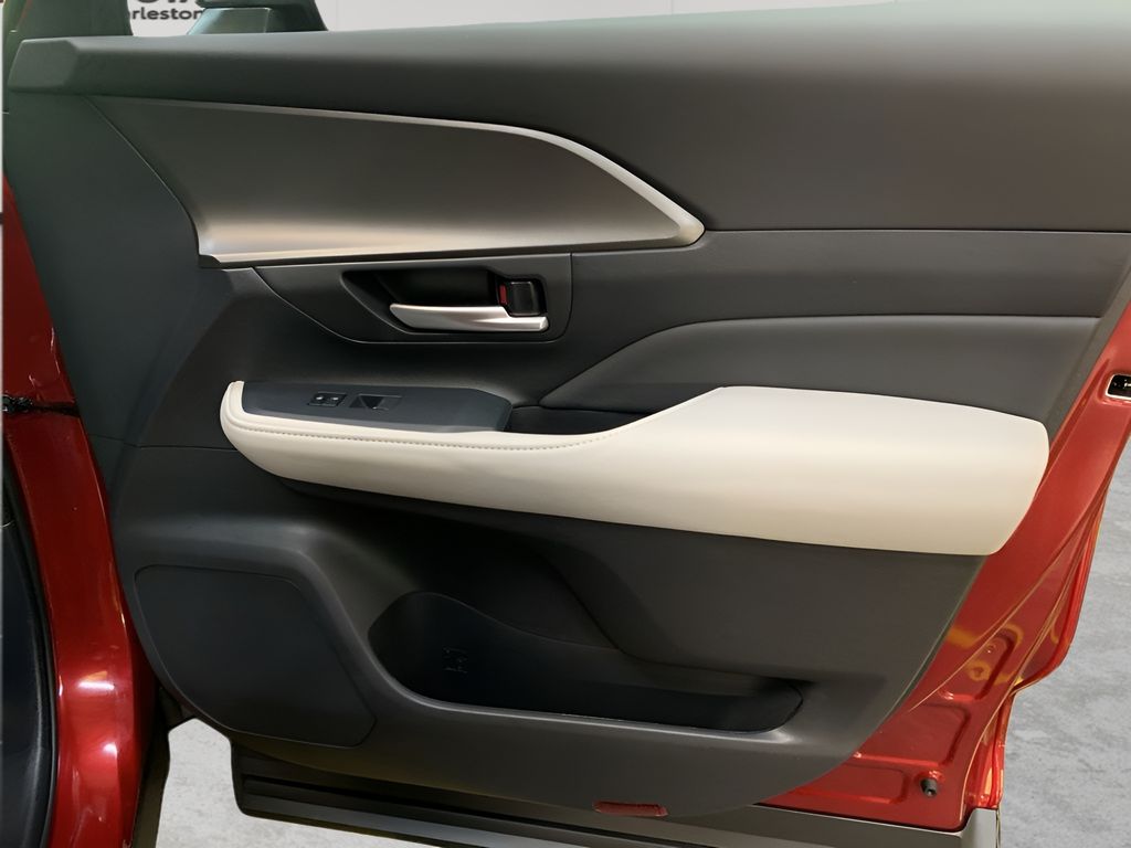 2025 Toyota Grand Highlander XLE photo 14