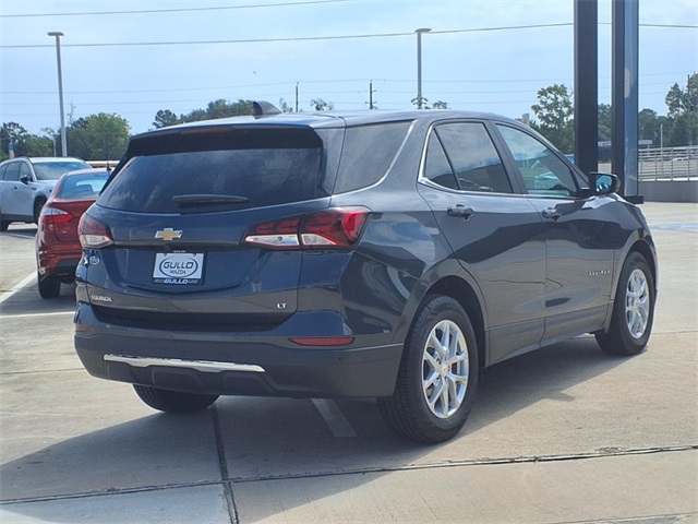 2022 Chevrolet Equinox LT photo 3