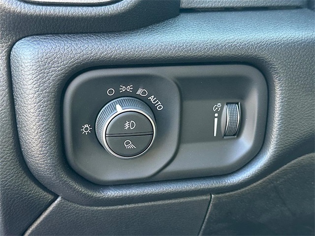 2026 Ram 5500 Tradesman photo 16