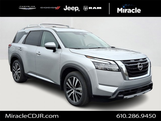 2023 Nissan Pathfinder Platinum