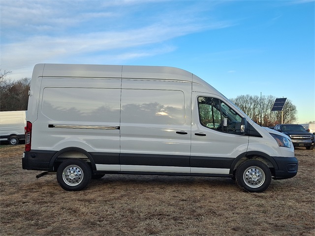 2025 Ford Transit Van Base's photo