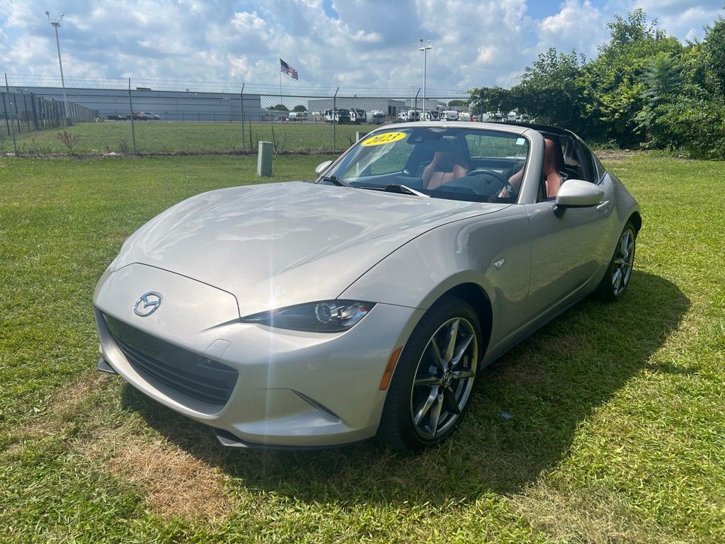 2023 Mazda MX-5 Miata RF Miata Grand Touring photo 12