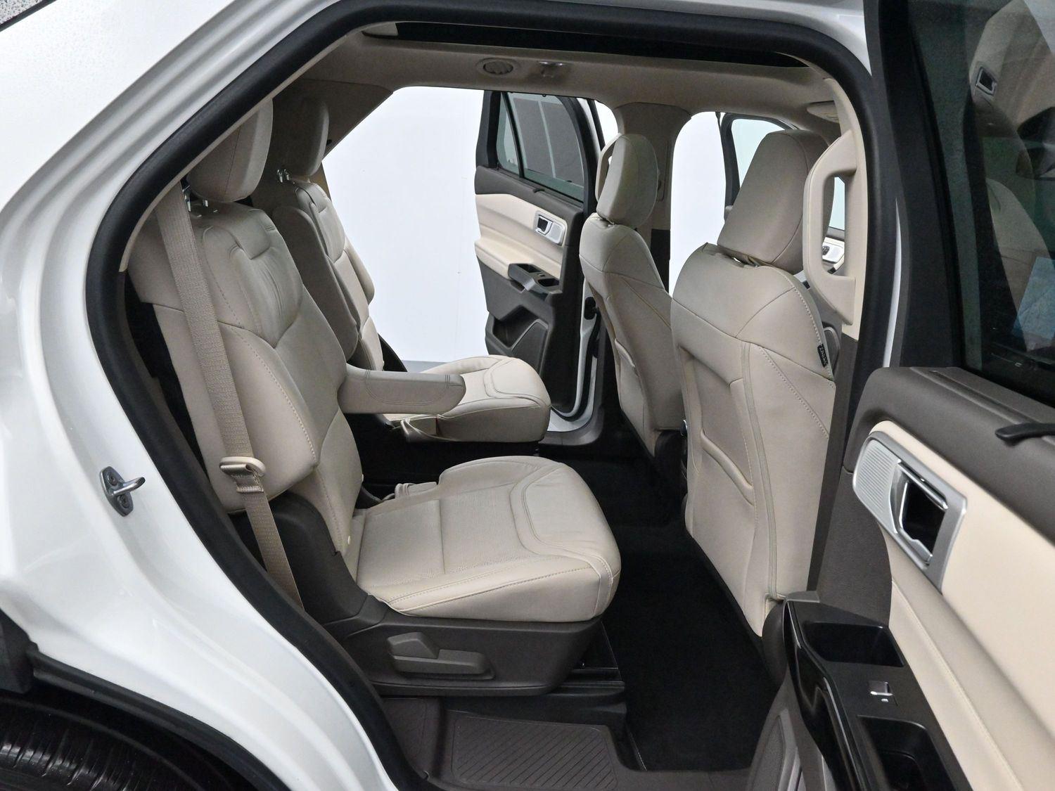 2022 Ford Explorer Platinum photo 32