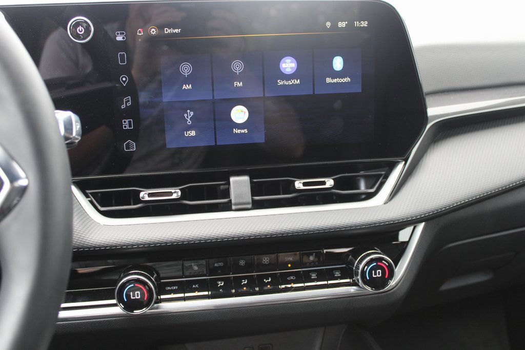 2026 Chevrolet Equinox LT photo 21