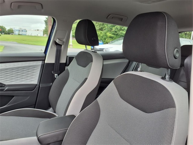 2023 Volkswagen Taos S photo 17