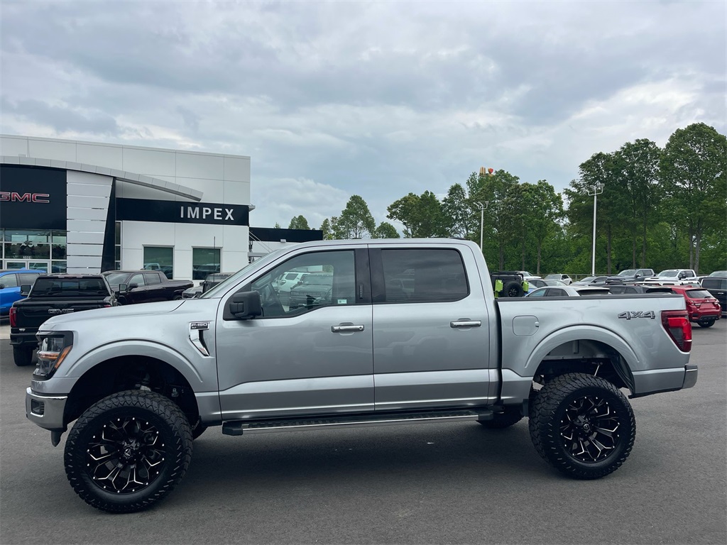 2024 Ford F-150 XLT photo 2