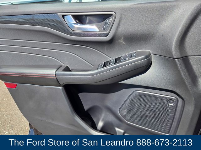 2025 Ford Escape ST-Line photo 20