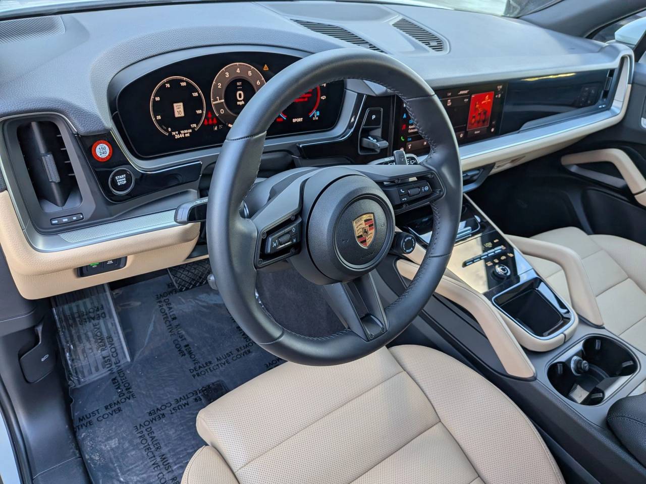 2025 Porsche Cayenne Base photo 4