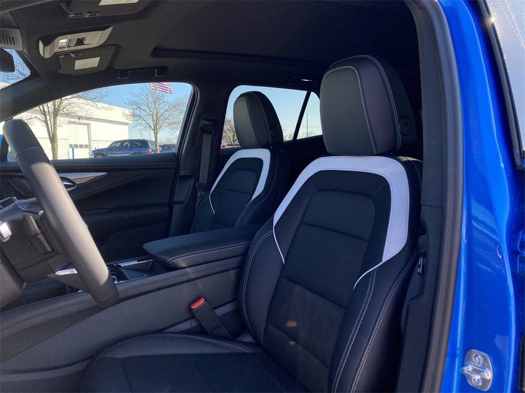 2025 Chevrolet Blazer EV photo 11