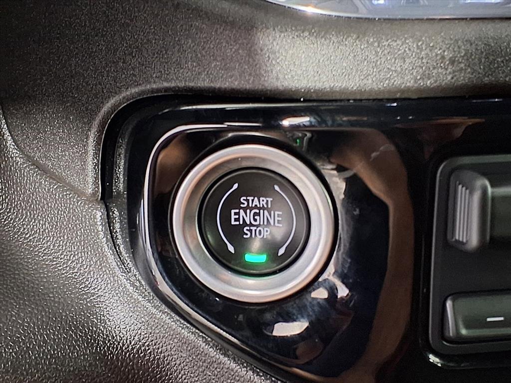 2023 Chevrolet Silverado 1500 LT photo 12