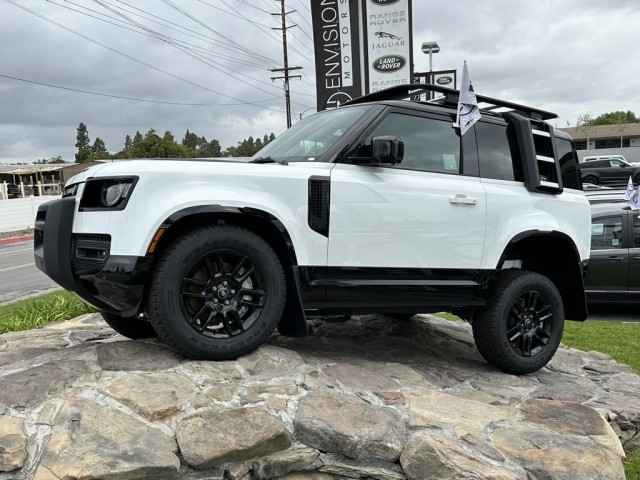 2023 Land Rover Defender 90 X-Dynamic SE