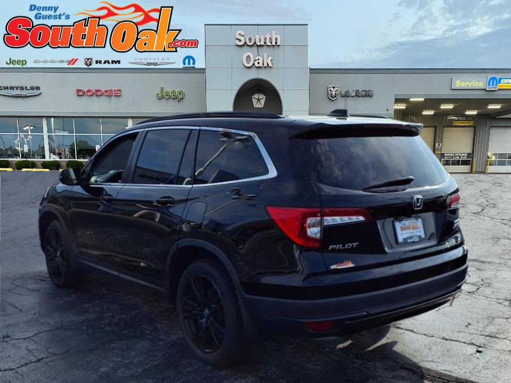 2021 Honda Pilot Special Edition photo 3