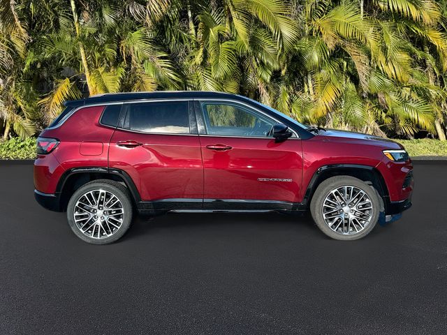 2022 Jeep Compass Limited photo 3