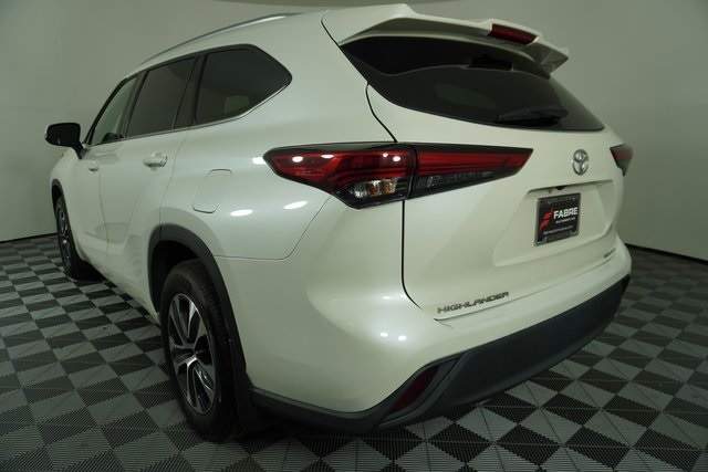 2020 Toyota Highlander XLE photo 11