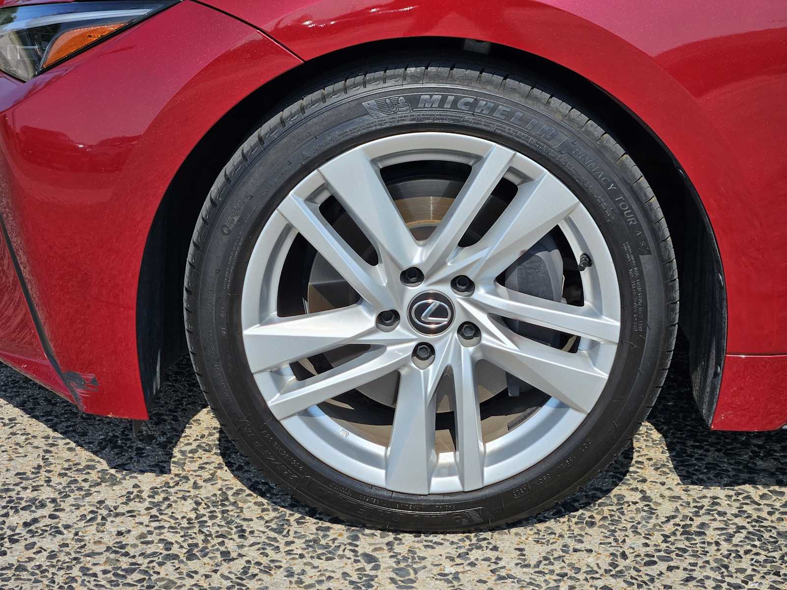 2024 Lexus IS 300 photo 7