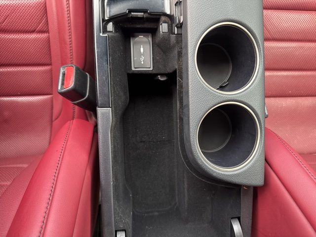 2014 Lexus IS 350 photo 35