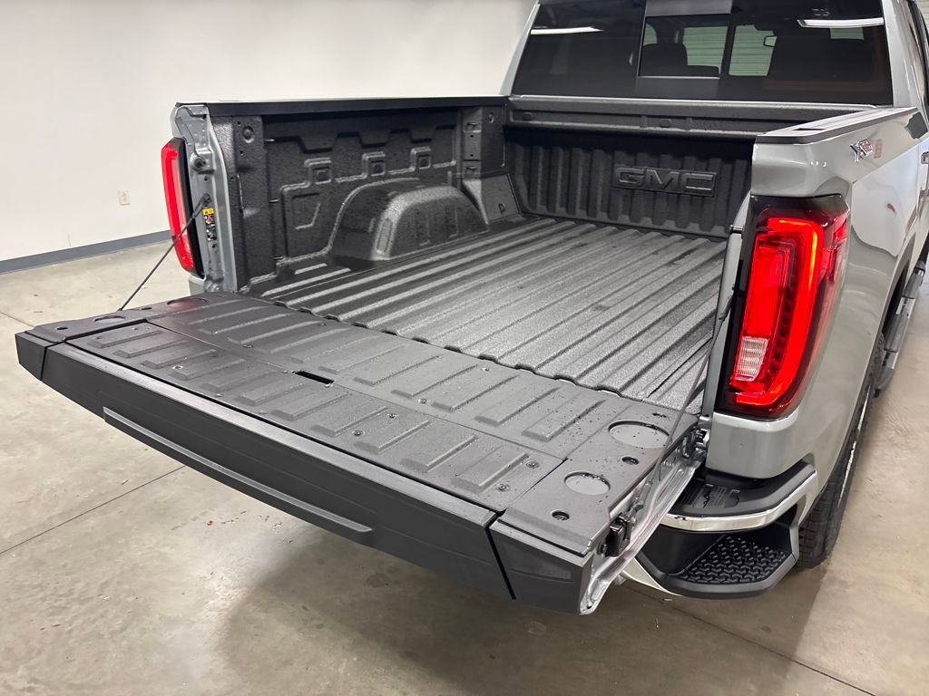 2026 Gmc Sierra 1500 SLT photo 15