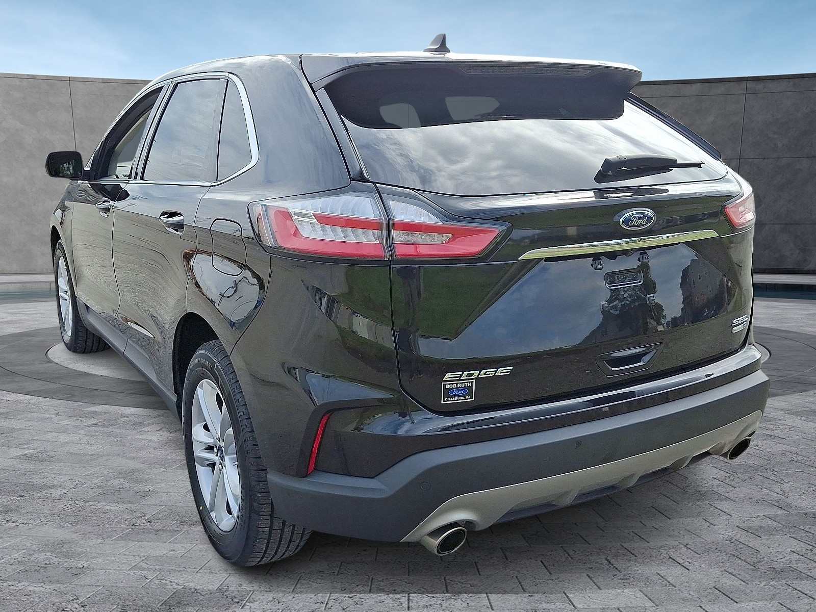 2020 Ford Edge SEL Sport photo 8