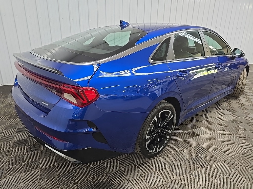 2023 Kia K5 GT-Line photo 10